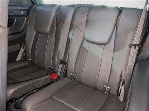 Certified 2023 Mercedes-Benz GLB 250 image 21