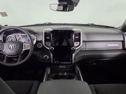 New 2026 RAM 1500 4x4 Crew Cab image 35