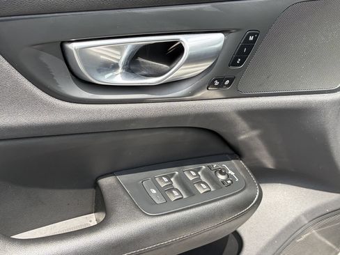 Used 2024 Volvo S60 B5 Core FWD image 13