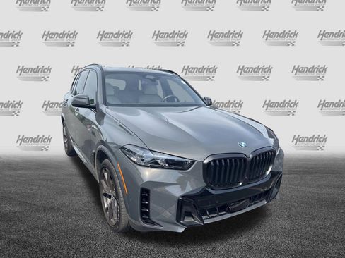 Used 2025 BMW X5 xDrive40i w/ M Sport Package AWD/4WD image 7