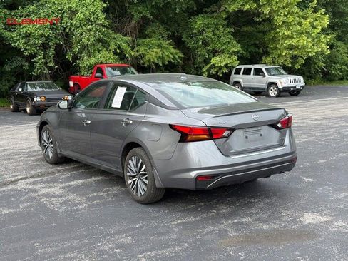 Used 2023 Nissan Altima 2.5 SV AWD/4WD image 3