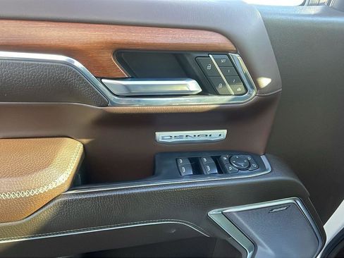 Used 2023 GMC Sierra 1500 Denali w/ Technology Package image 15