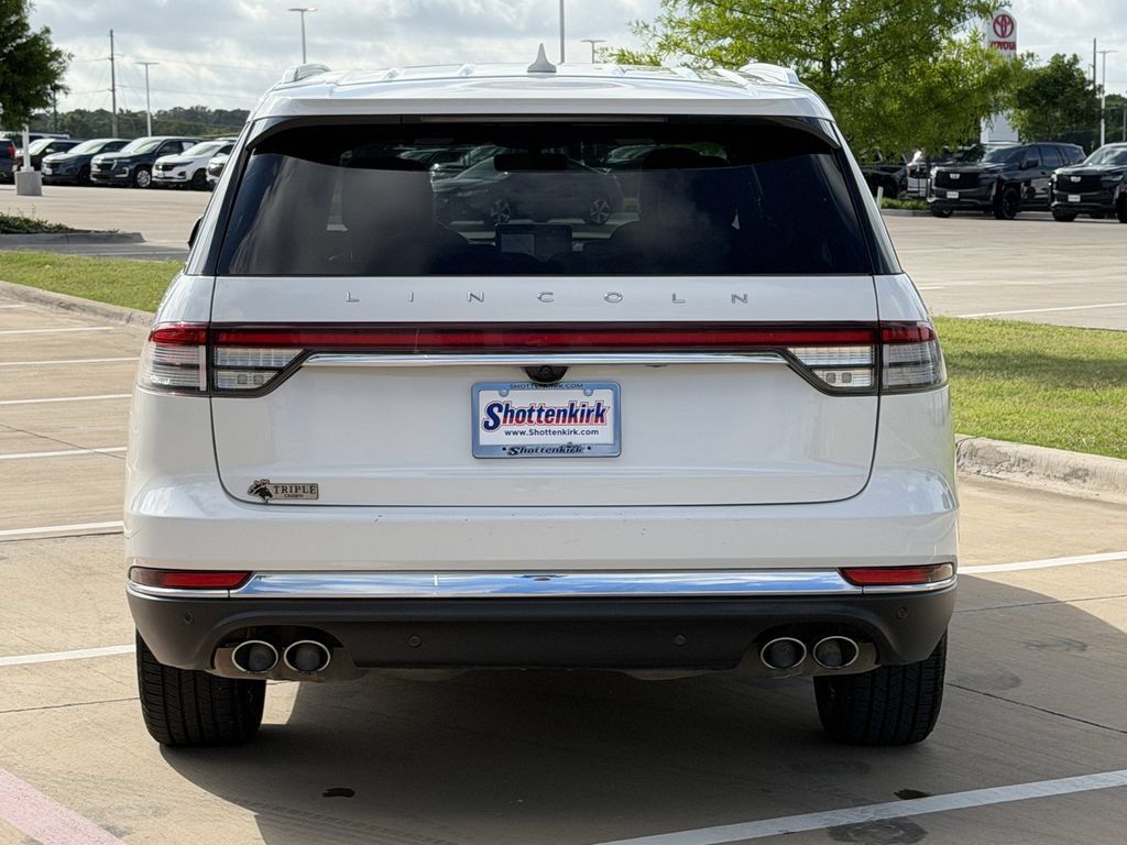 Used 2023 Lincoln Aviator Reserve w/ Equipment Group 201A RWD image 5