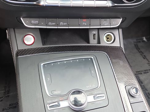 Used 2020 Audi SQ5 Premium Plus w/ Premium Plus Package AWD/4WD image 32