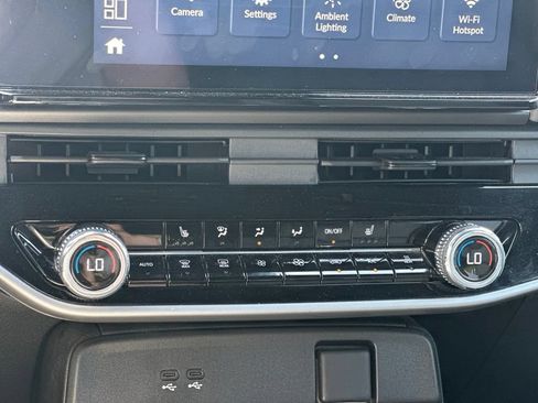 Used 2025 Honda Prologue Touring image 26