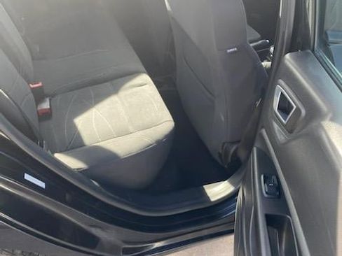 Used 2014 Ford Fiesta SE image 5