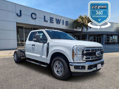 New 2025 Ford F350 XL w/ XL Chrome Package
