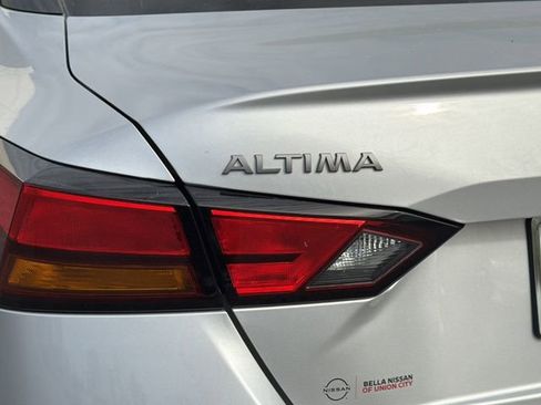 Certified 2024 Nissan Altima 2.5 SR FWD image 7