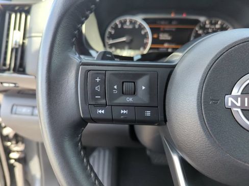Certified 2024 Nissan Pathfinder SV w/ SV Premium Package FWD image 38
