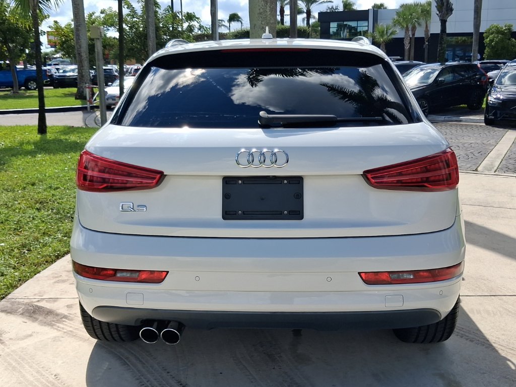 Used 2016 Audi Q3 2.0T Premium Plus w/ Technology Package FWD image 5