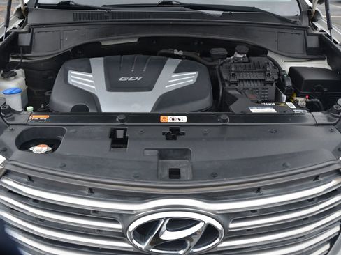 Used 2017 Hyundai Santa Fe Limited image 44