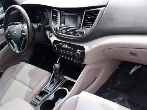 Used 2016 Hyundai Tucson Sport AWD/4WD image 29