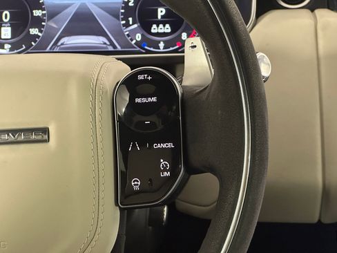 Used 2022 Land Rover Range Rover Sport HST image 17