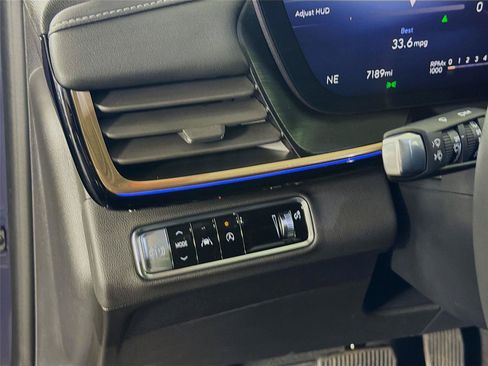 Used 2026 Buick Envision Avenir AWD/4WD image 17