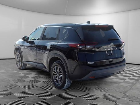 Used 2023 Nissan Rogue S image 4