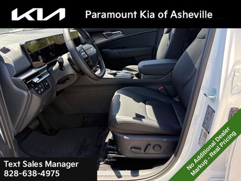 New 2026 Kia Sportage EX image 18