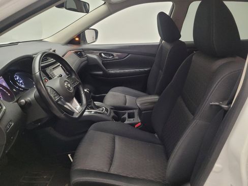 Used 2019 Nissan Rogue SV AWD/4WD image 17