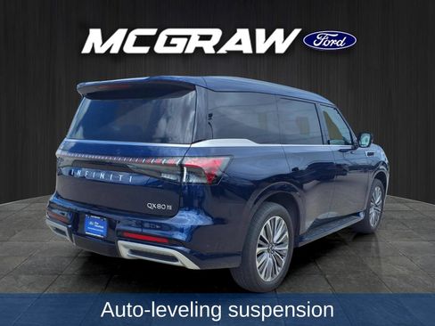 Used 2025 INFINITI QX80 Sensory AWD/4WD image 8