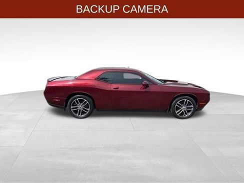 Used 2018 Dodge Challenger GT w/ Driver Convenience Group AWD/4WD image 8