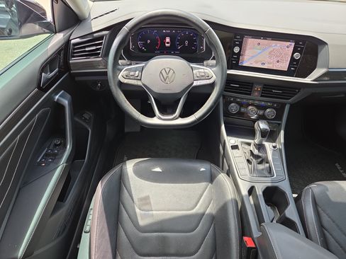 Used 2024 Volkswagen Jetta SEL FWD image 13