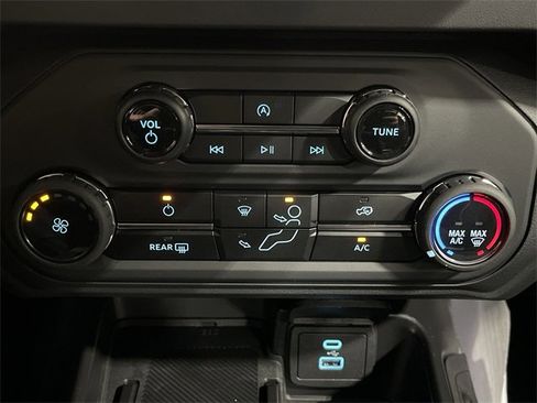 New 2025 Ford Bronco 4-Door image 20