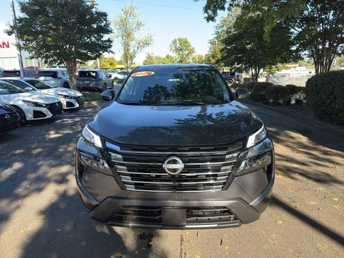 New 2026 Nissan Rogue SV image 2