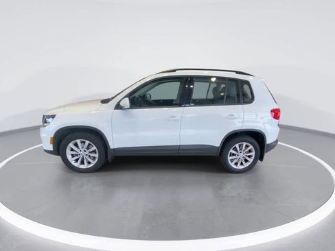 Used 2017 Volkswagen Tiguan Limited w/ Premium Package image 5