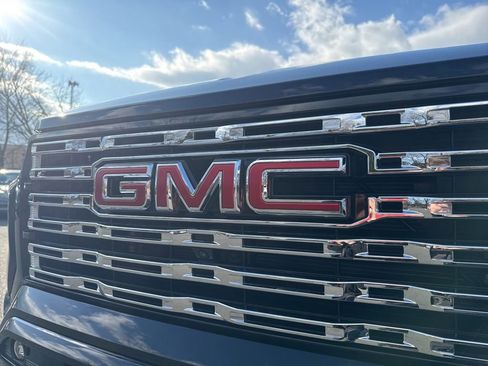 New 2026 GMC Canyon Denali image 59