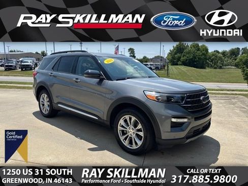 Certified 2024 Ford Explorer XLT w/ Equipment Group 202A AWD/4WD image 1