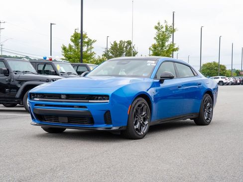 New 2026 Dodge Charger R/T w/ Driver Convenience Group AWD/4WD image 3