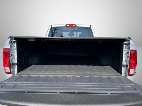 Used 2018 RAM 2500 Big Horn image 9