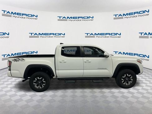 Used 2020 Toyota Tacoma TRD Off-Road w/ TRD Premium Off Road Package AWD/4WD image 6
