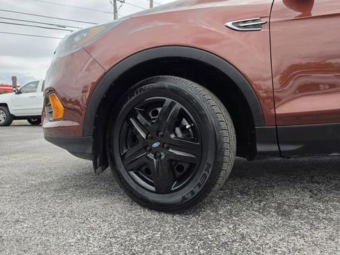 Used 2018 Ford Escape S FWD image 32