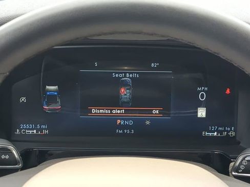 Used 2023 Lincoln Corsair FWD image 34