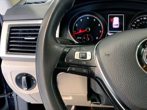 Used 2018 Volkswagen Atlas SEL image 21