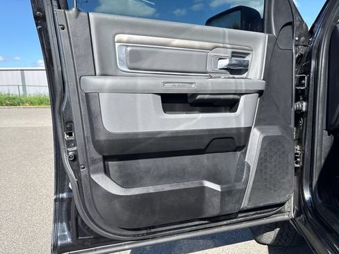 Used 2017 RAM 1500 Outdoorsman AWD/4WD image 18
