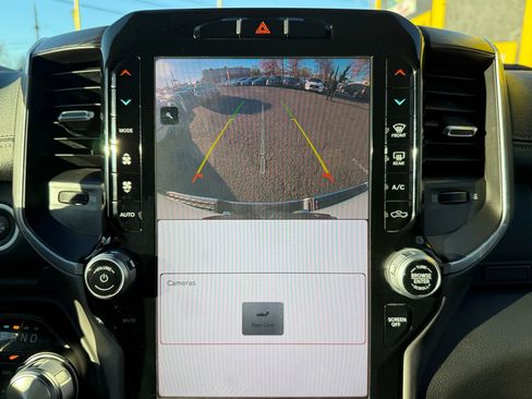 Used 2023 RAM 1500 Laramie image 19