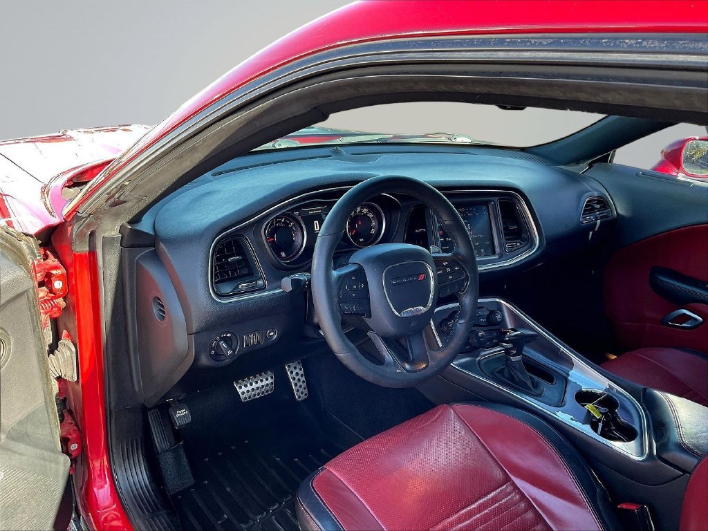 Used 2016 Dodge Challenger R/T Plus RWD image 19