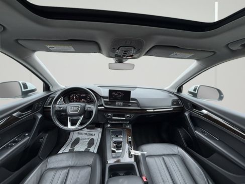 Used 2019 Audi Q5 2.0T Premium Plus w/ Premium Plus Package image 2