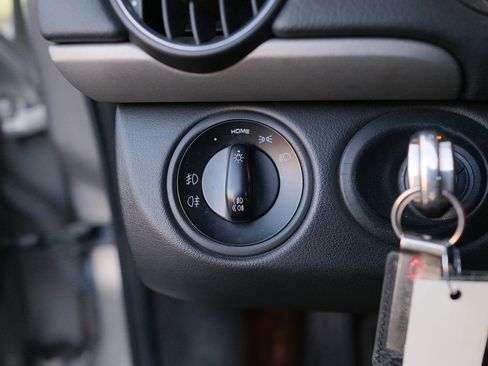 Used 2012 Porsche Boxster image 11