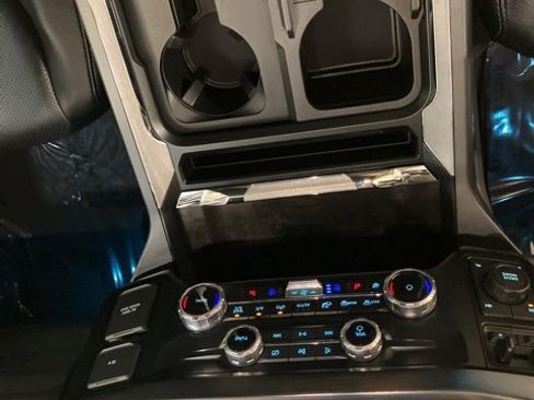 Used 2023 Ford F250 Lariat w/ Lariat Ultimate Package image 18