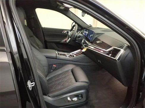 Used 2025 BMW X6 xDrive40i w/ Climate Comfort Package image 35