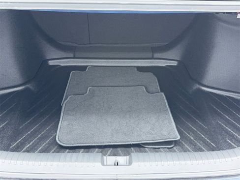 Used 2025 Honda Accord EX-L image 12