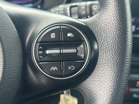 Used 2023 Kia Soul LX w/ LX Technology Package FWD image 25