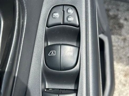 New 2025 Nissan Kicks Play S image 16