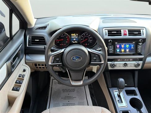 Used 2018 Subaru Outback 2.5i AWD/4WD image 21