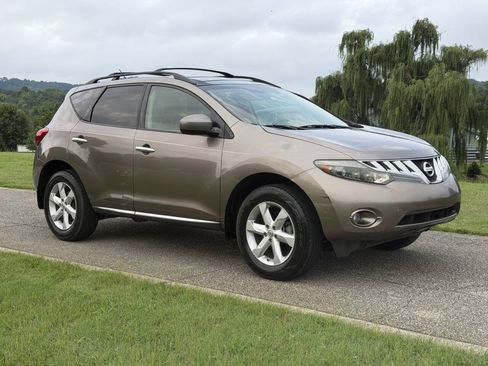 Used 2009 Nissan Murano SL w/ Technology Pkg FWD image 12