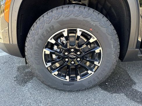 New 2026 Chevrolet Traverse Z71 w/ Enhanced Driving Package AWD/4WD image 34