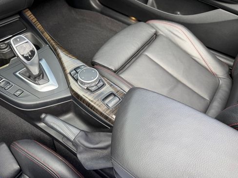 Used 2015 BMW 228i Convertible RWD image 18