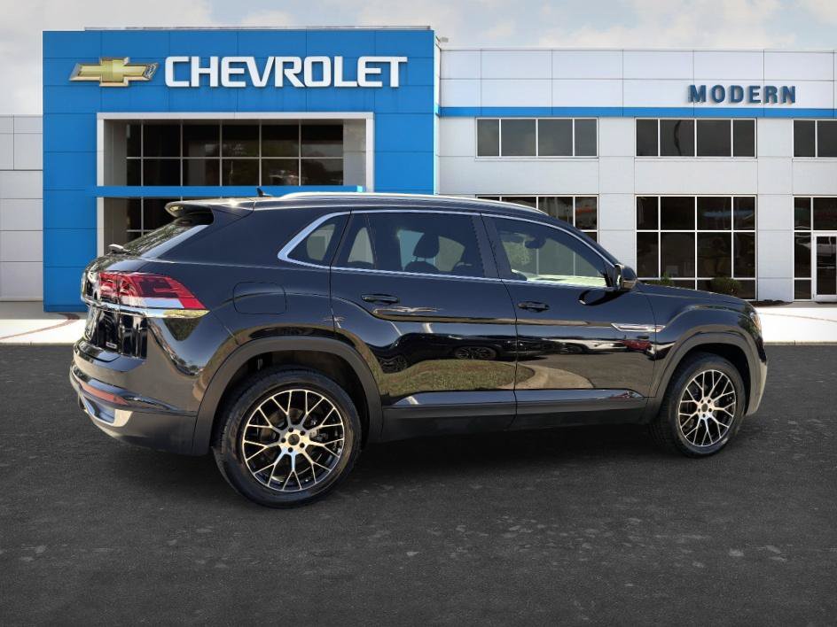 Used 2020 Volkswagen Atlas Cross Sport SEL AWD/4WD image 4